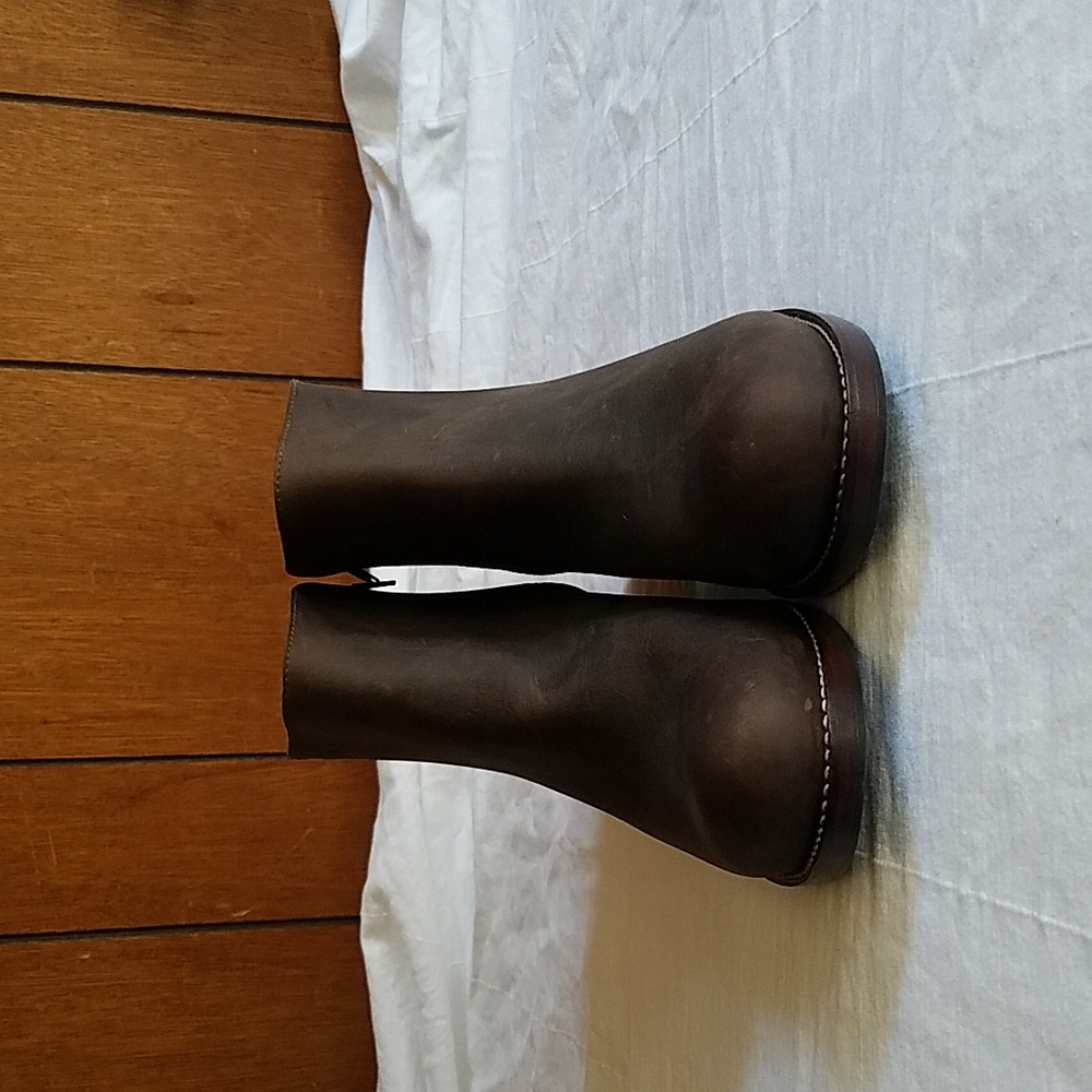 Ankle boots